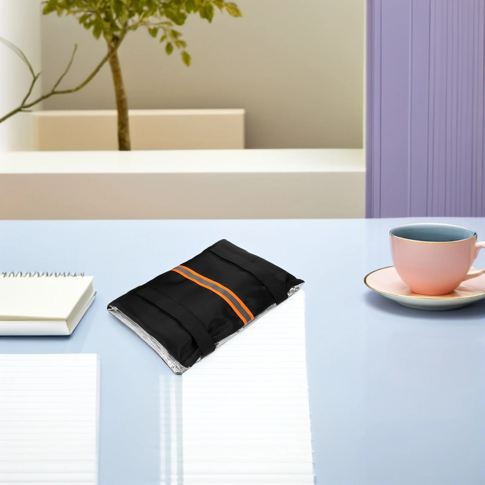 2Pcs Outdoor Faucet Cover Oxford Cloth Waterproof Insulated Tap Protector Winter Spigot Cover Outside Tap Frost Protection
2Pcs Outdoor Faucet Cover Oxford Cloth Waterproof Insulated Tap Protector Winter Spigot Cover Outside Tap Frost Protection