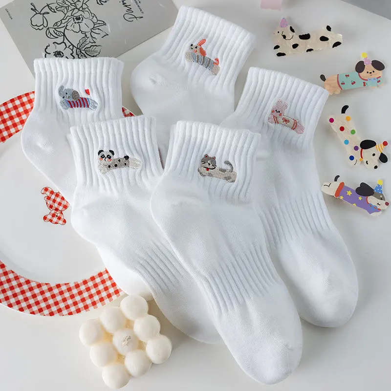 Miosam custom logo High quality cotton white socks cat hosiery ankle socks Cartoon embroidery dog daily casual socks for woman
Miosam custom logo High quality cotton white socks cat hosiery ankle socks Cartoon embroidery dog daily casual socks for woman