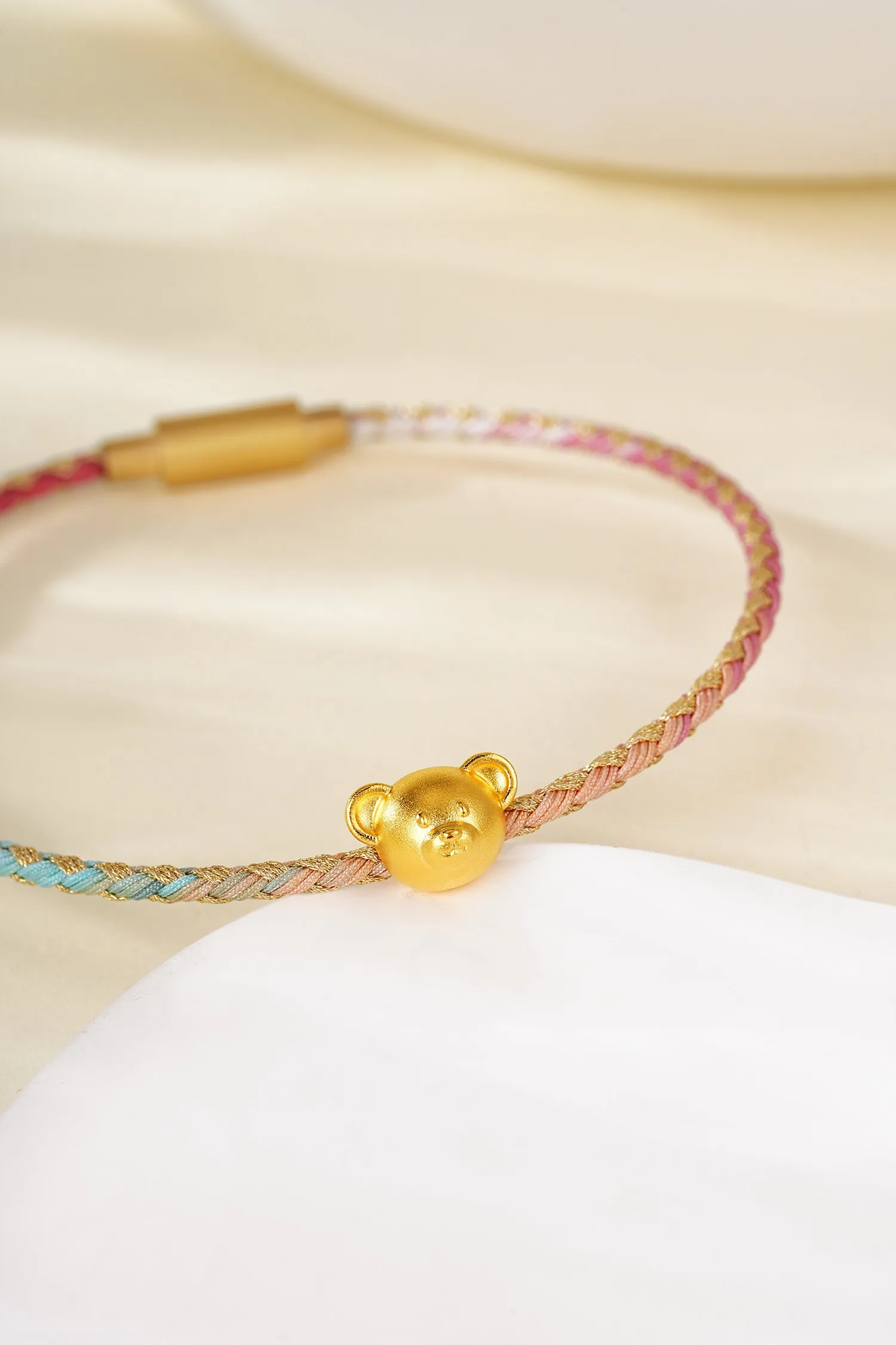 Lium Gems 24k Gold Vermeil Bear Wrist Strap 925 Sterling Silver trendy jewelry for girlfriend
Lium Gems 24k Gold Vermeil Bear Wrist Strap 925 Sterling Silver trendy jewelry for girlfriend