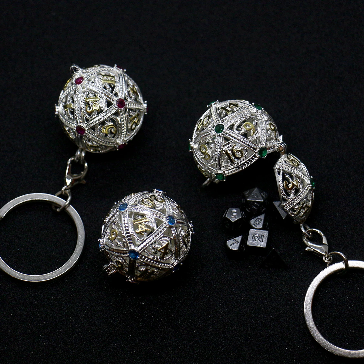 D20 Metal Hollow Case & 7pcs Metal Dice Set, Inlaid with Color Zirconia, Portable Board Game Dice Mini Kit, Gamer Accessories
D20 Metal Hollow Case & 7pcs Metal Dice Set, Inlaid with Color Zirconia, Portable Board Game Dice Mini Kit, Gamer Accessories