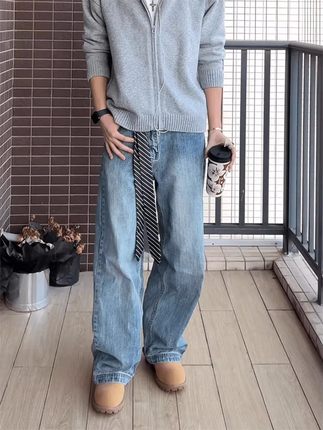 Wang Anyu Men's Blue Waed Denim Jeans Winter American Cleanfit Straight Leg Wide Leg Pants Cotton Casual Wear
Wang Anyu Men's Blue Waed Denim Jeans Winter American Cleanfit Straight Leg Wide Leg Pants Cotton Casual Wear