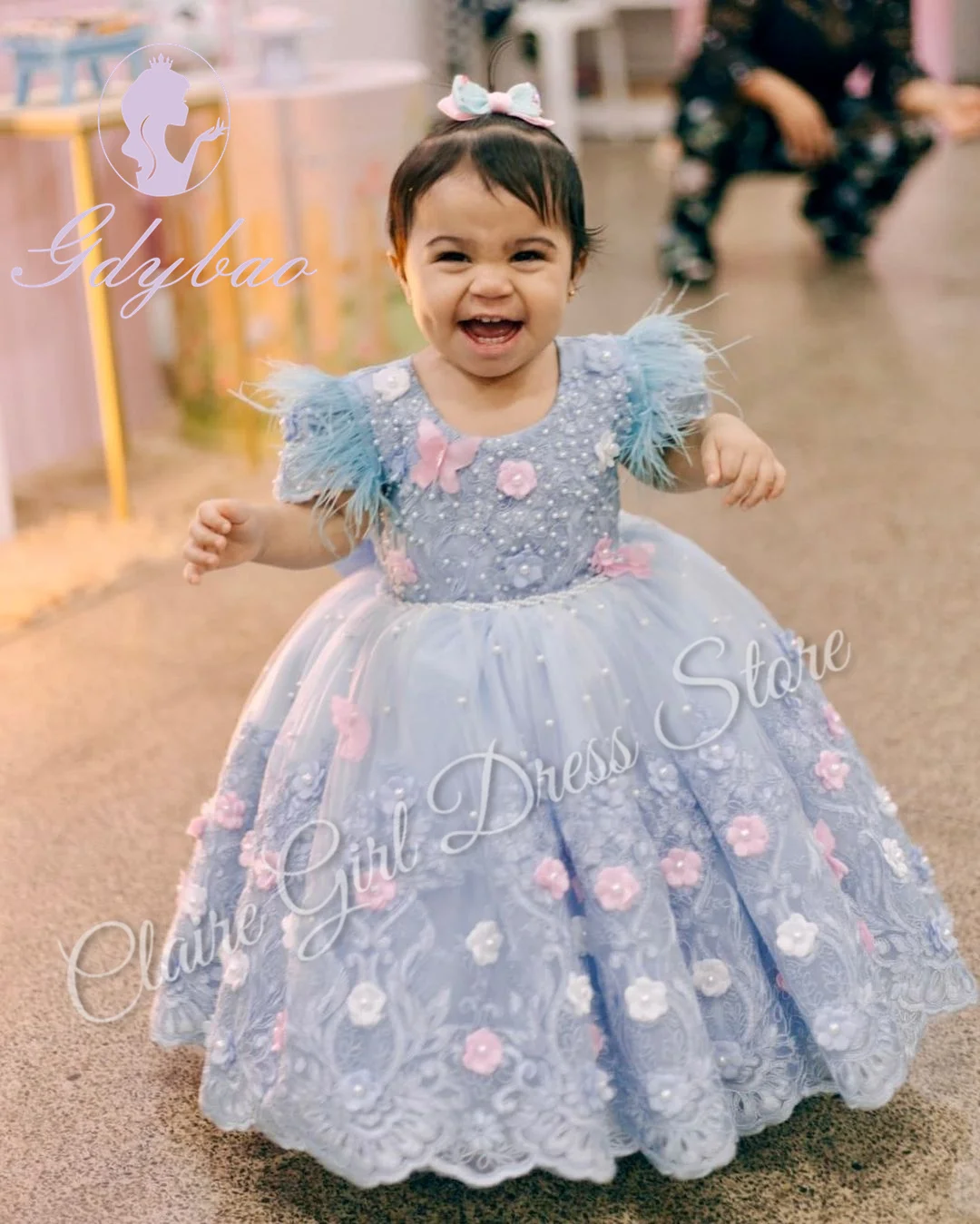 Customized Sky Blue Flower Girl Dresses For Wedding Pearls Appliques Butterflies Cute Kids Birthday Party First Communion Gown
Customized Sky Blue Flower Girl Dresses For Wedding Pearls Appliques Butterflies Cute Kids Birthday Party First Communion Gown