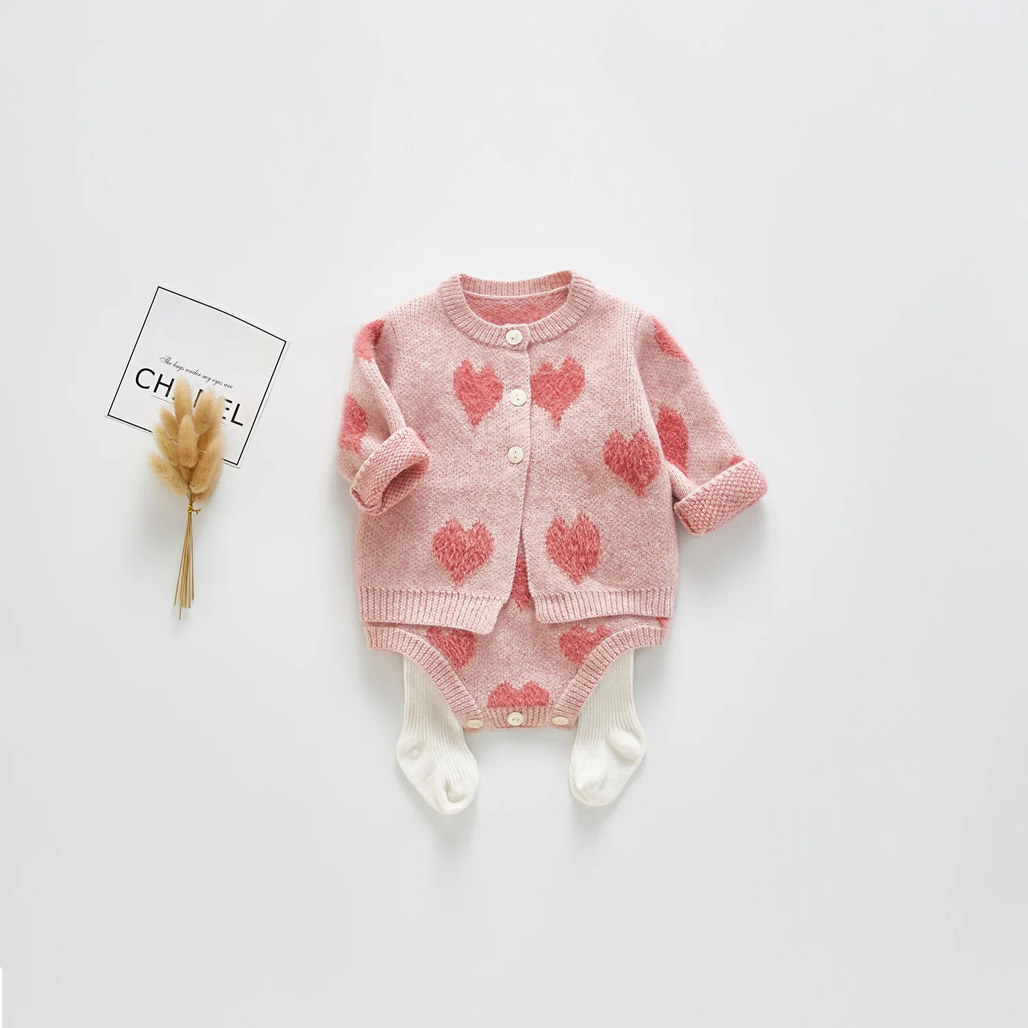 Angoubebe B93S02 Infant Baby Heart Pattern Coat with Straps Belt Romper In Sets
Angoubebe B93S02 Infant Baby Heart Pattern Coat with Straps Belt Romper In Sets
