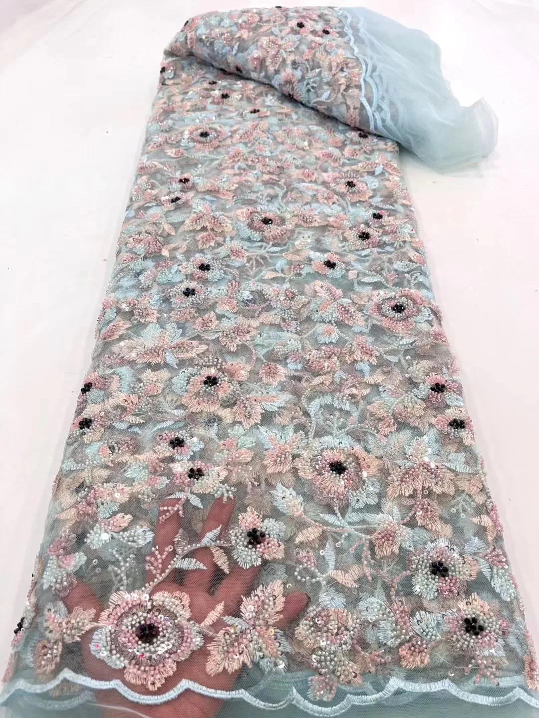 French Heavy Handmade Beaded Mesh Lace Fabric African High Quality Luxury Sequins Tulle Lace Fabric For Women Wedding Dress Sew
French Heavy Handmade Beaded Mesh Lace Fabric African High Quality Luxury Sequins Tulle Lace Fabric For Women Wedding Dress Sew