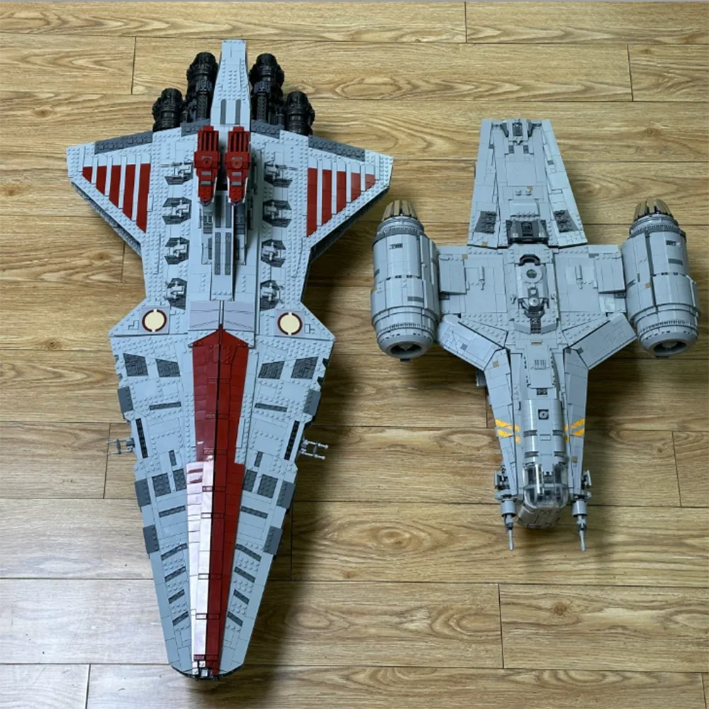 5000+PCS UCS Venator Class Republic Attacks Cruiser Model Style Cruiser Home Decoration Model For Christmas Gifts Home Decor
5000+PCS UCS Venator Class Republic Attacks Cruiser Model Style Cruiser Home Decoration Model For Christmas Gifts Home Decor