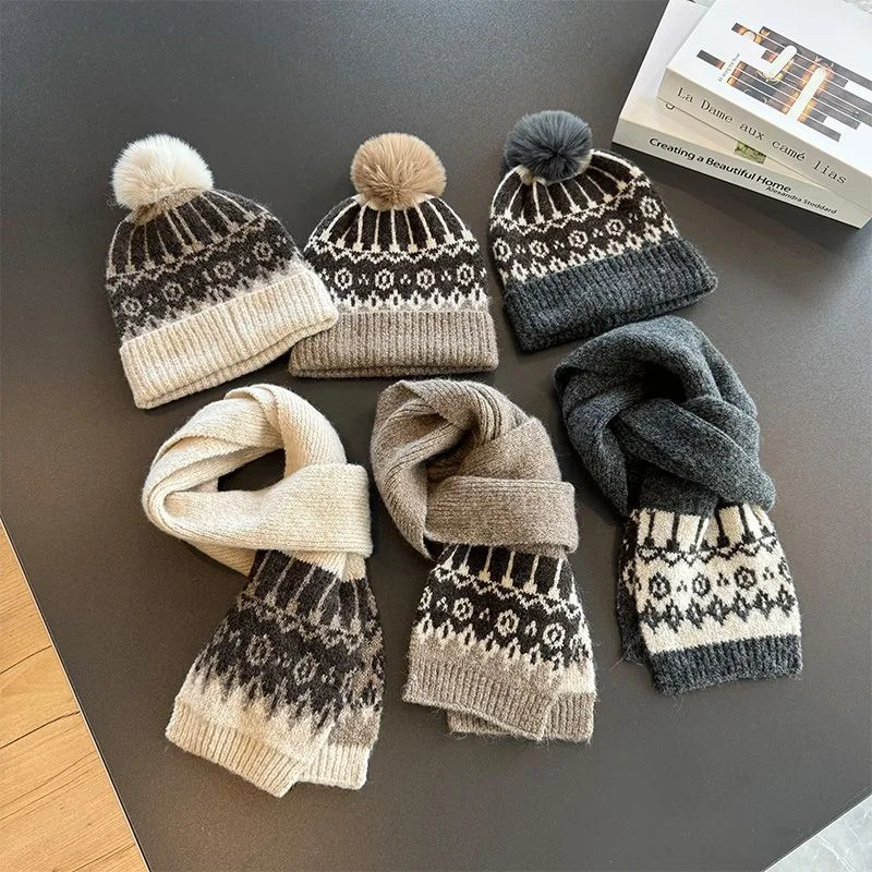 Children's hat scarf two-piece set new forest middle-aged children's vintage knitted woolen hat thin cold-proof knitted hat
Children's hat scarf two-piece set new forest middle-aged children's vintage knitted woolen hat thin cold-proof knitted hat