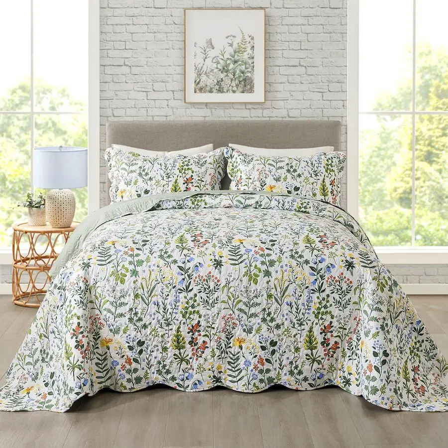 3Piece Quilt Set Quilted Bedspread Lightweight Coverlet Set Garden Style Floral Printed Oversized Quilted Bedding Set with Shams
3Piece Quilt Set Quilted Bedspread Lightweight Coverlet Set Garden Style Floral Printed Oversized Quilted Bedding Set with Shams