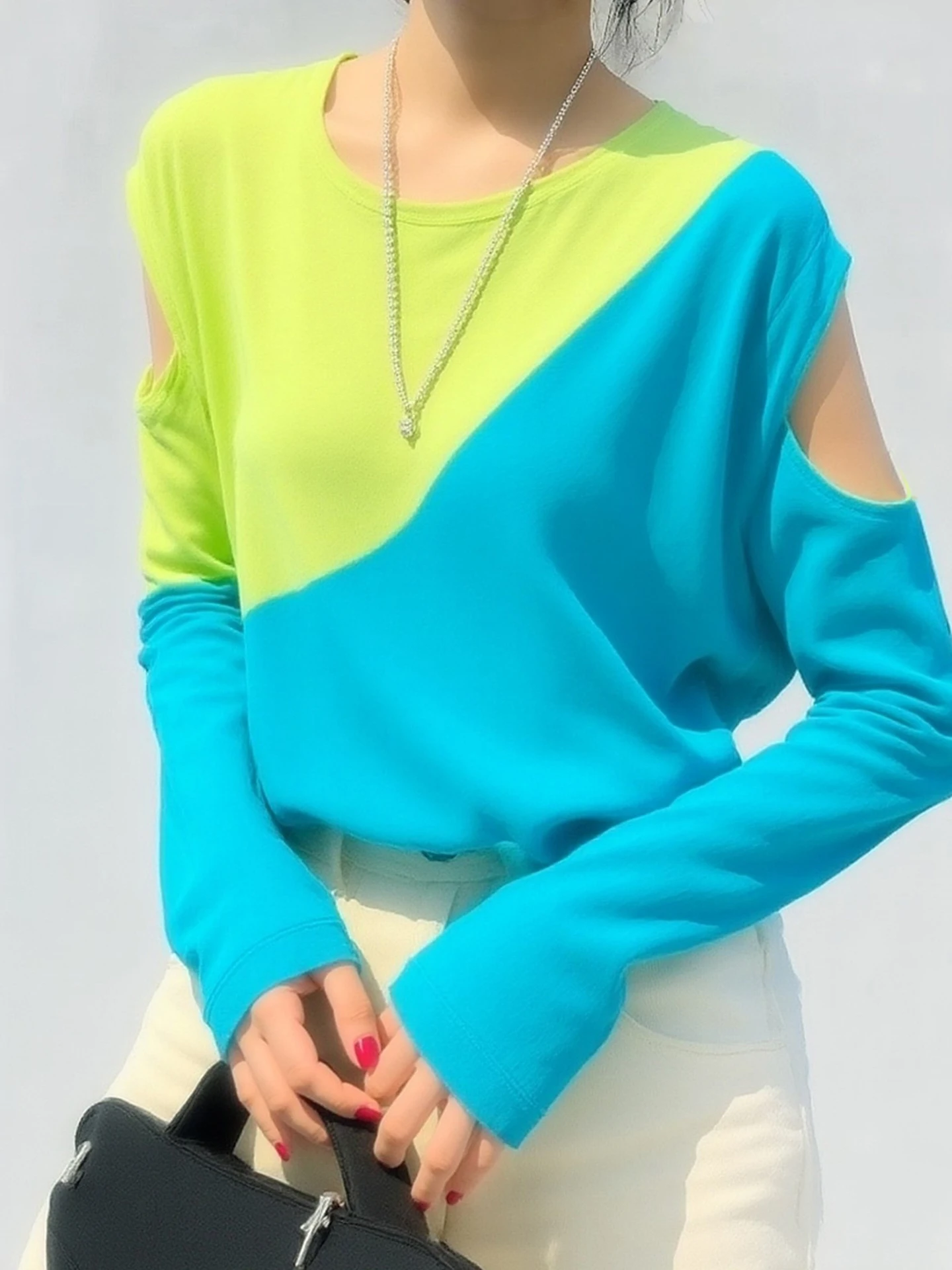 Fashionable Casual Long Sleeve Knitted Top Hollow out Design Color Block Spring New Style Korean Loose Fit Women's T-Shirt
Fashionable Casual Long Sleeve Knitted Top Hollow out Design Color Block Spring New Style Korean Loose Fit Women's T-Shirt