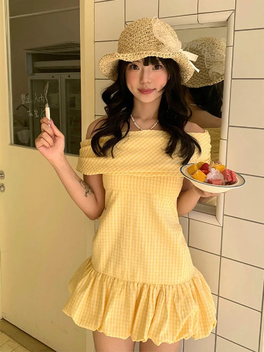 Hot Girl Diagonal Shoulder Yellow Plaid Dress Female Summer Design Sense Three-Dimensional Bud A-Line Skirt Elastic Waist Skirt
Hot Girl Diagonal Shoulder Yellow Plaid Dress Female Summer Design Sense Three-Dimensional Bud A-Line Skirt Elastic Waist Skirt