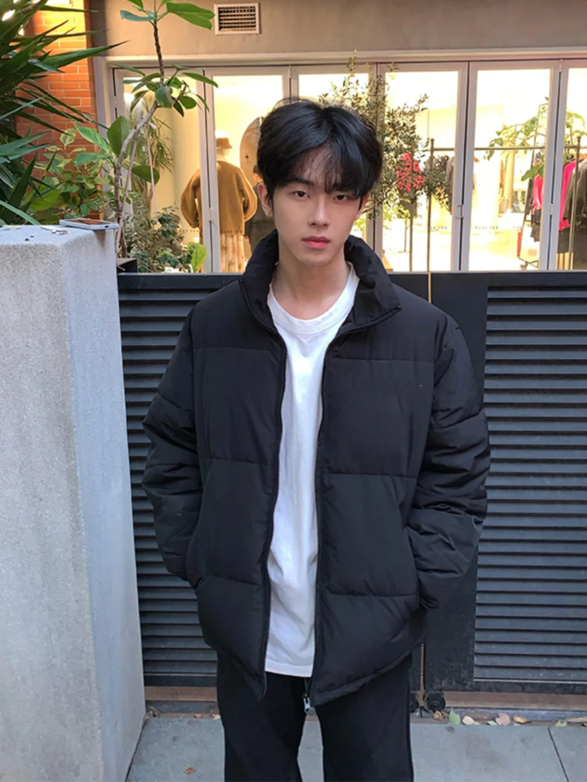 Cleanfit Men's Winter Puffer Jaet Thiened ort Sle Stand Collar Bread Brand Cotton Coat Outerwear Zipper Closure
Cleanfit Men's Winter Puffer Jaet Thiened ort Sle Stand Collar Bread Brand Cotton Coat Outerwear Zipper Closure