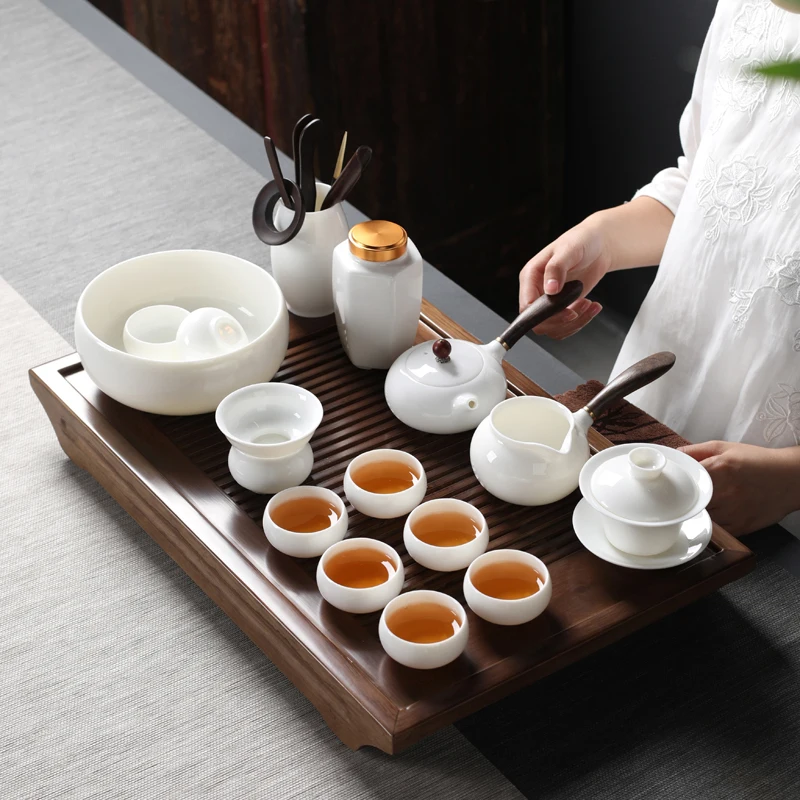Bone China Tea Set Wooden Tray Minimalist Fine Gift Ceramic Tea Ceremony Set Kung Fu Tetera Ceramica Kitchen Accessories
Bone China Tea Set Wooden Tray Minimalist Fine Gift Ceramic Tea Ceremony Set Kung Fu Tetera Ceramica Kitchen Accessories