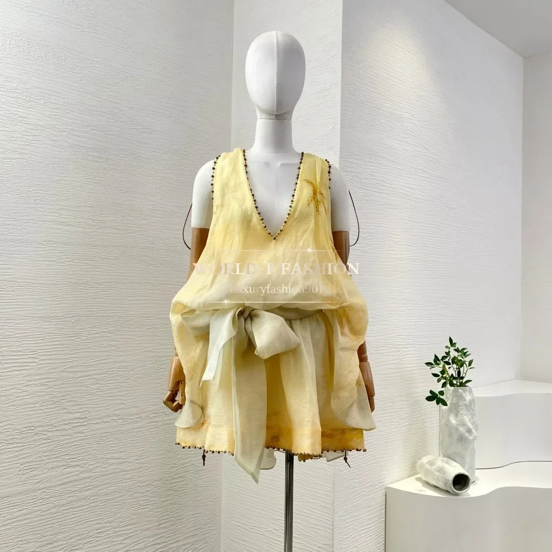 Beading V Neck Mini Dress 2025 Silk High Quality Yellow Sleeveless Coconut Tree
Beading V Neck Mini Dress 2025 Silk High Quality Yellow Sleeveless Coconut Tree