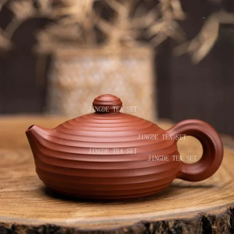 Chaozhou Zhu Ni Teapot Qian Xian Xi Shi Hu Zisha Teapot Small Chinese Handmade Noble Consort Pot Ceramic Tea Set 
Chaozhou Zhu Ni Teapot Qian Xian Xi Shi Hu Zisha Teapot Small Chinese Handmade Noble Consort Pot Ceramic Tea Set