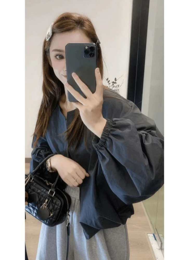 Trendy Loose Women's Jaet Korean Sle Versatile Outerwear Comfortable Fit Faionable Top Unique Design Autumn Outerwear
Trendy Loose Women's Jaet Korean Sle Versatile Outerwear Comfortable Fit Faionable Top Unique Design Autumn Outerwear