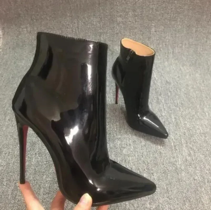 Luxury Top Quality Fashion Sexy Crystal Red Bottoms Shoes Ankle Boots for Woman Pointed Toe Stiletto Shoe Designer Booties Pumps
Luxury Top Quality Fashion Sexy Crystal Red Bottoms Shoes Ankle Boots for Woman Pointed Toe Stiletto Shoe Designer Booties Pumps