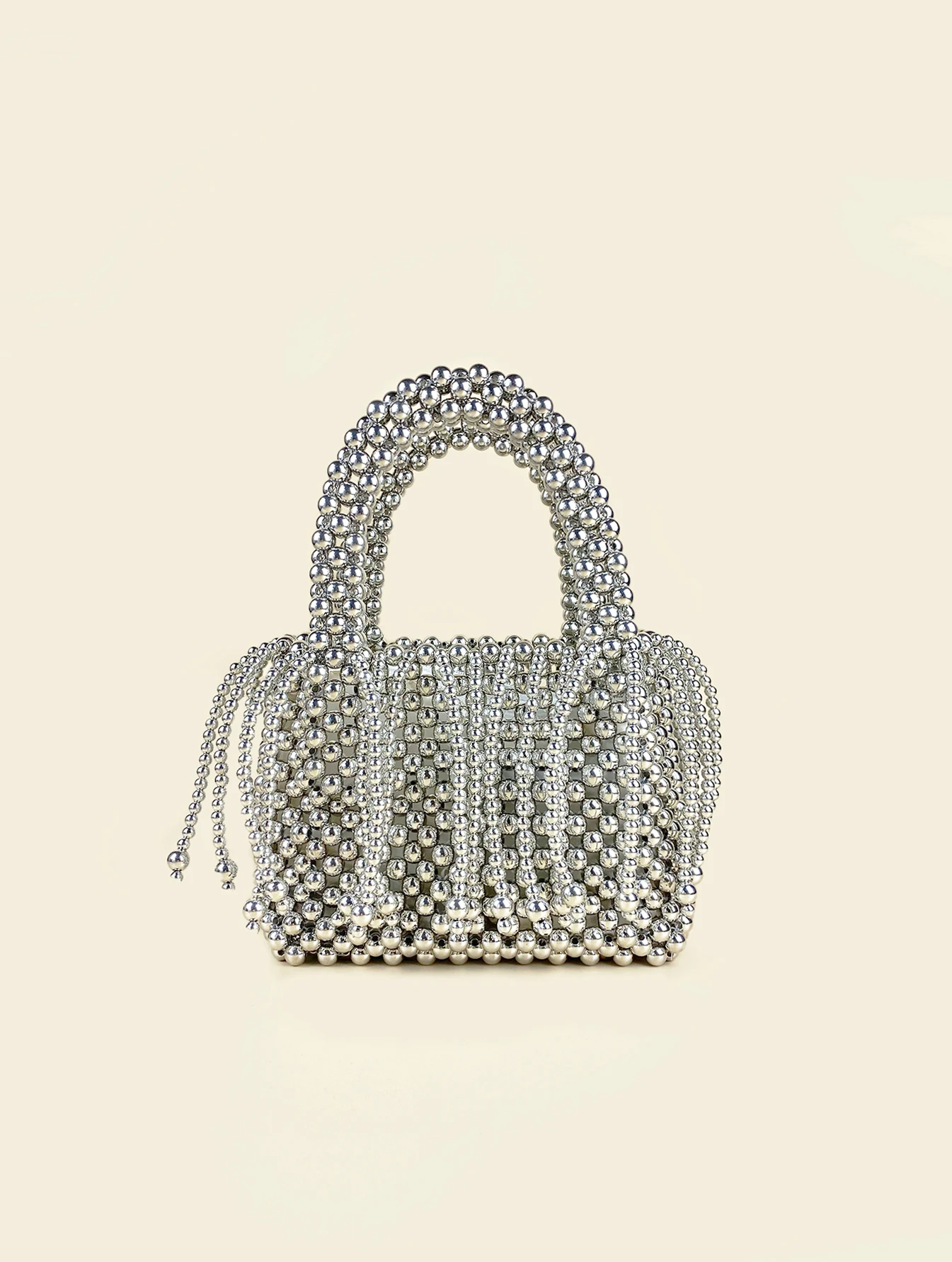 Small fashion woven beaded sparkling silver versatile vegetable basket handbag banquet women's bag
Small fashion woven beaded sparkling silver versatile vegetable basket handbag banquet women's bag