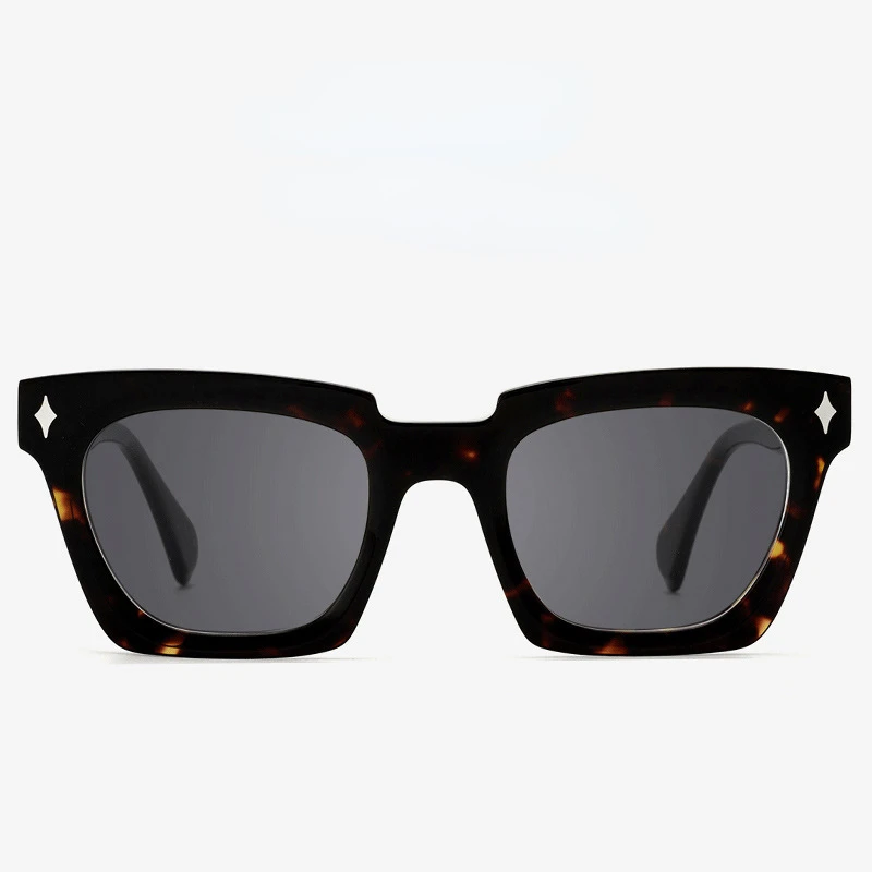 2022 Large Frame Retro Hip Hop Sunglasses for Female Unisex Personalized Fashion Acetate Light Luxury Texture Plate Sunglasses
2022 Large Frame Retro Hip Hop Sunglasses for Female Unisex Personalized Fashion Acetate Light Luxury Texture Plate Sunglasses