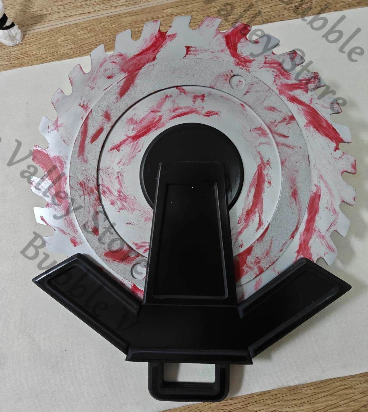 SAKAMOTO DAYS Anime Osaragi Da Fo Cosplay Rotatable Heavy Electric Saw Model Prop Cartoon Chainsaw Saws Weaponry Hallowmas Props
SAKAMOTO DAYS Anime Osaragi Da Fo Cosplay Rotatable Heavy Electric Saw Model Prop Cartoon Chainsaw Saws Weaponry Hallowmas Props