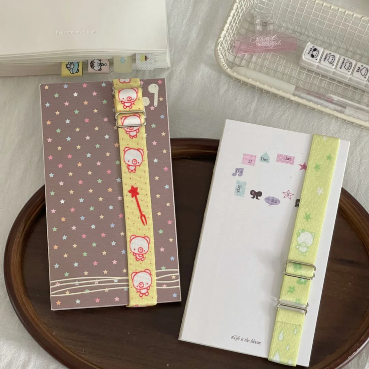 Cute Adjustable Elastic Band for Journal Fits A7 M5 A6Per A5 B6 All Sizes Storage Strap Anti Bulging Notebook Cover WAKAWAKA
Cute Adjustable Elastic Band for Journal Fits A7 M5 A6Per A5 B6 All Sizes Storage Strap Anti Bulging Notebook Cover WAKAWAKA