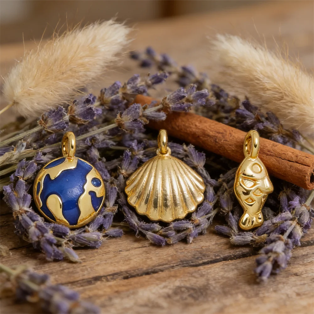 4Pcs Pendant Cute Fish Earth Shell Shape Charms Handmade Enamel Brass Zircon DIY Jewelry Accessory for Bracelet Necklace Making
4Pcs Pendant Cute Fish Earth Shell Shape Charms Handmade Enamel Brass Zircon DIY Jewelry Accessory for Bracelet Necklace Making