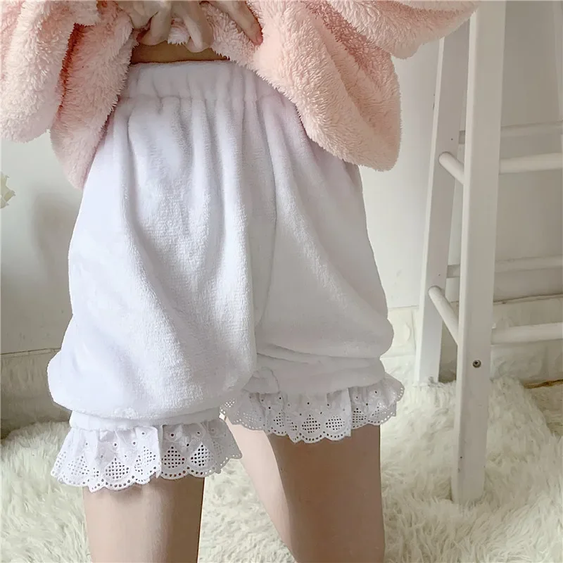Lolita Girls Warm Velvet Shorts Sweet High Waist Lace Women's Plush Shorts Pink White Winter Cute Summer Kawaii Bloomers Shorts
Lolita Girls Warm Velvet Shorts Sweet High Waist Lace Women's Plush Shorts Pink White Winter Cute Summer Kawaii Bloomers Shorts