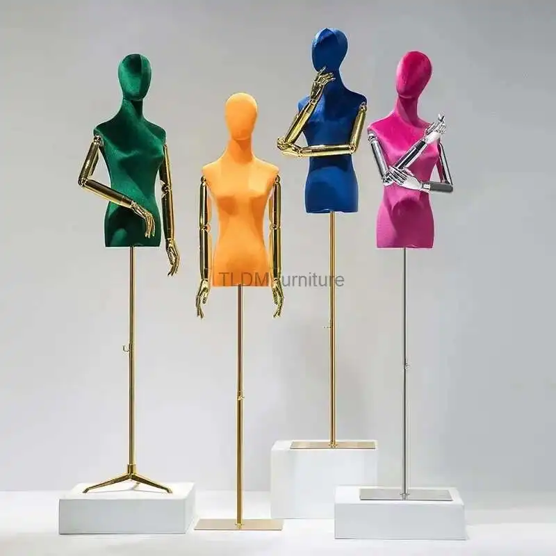Velvet Female Model Props Women's Clothing Mannequin Frame Window Doll Electroplating Arm Display Stand Adjustable Rack
Velvet Female Model Props Women's Clothing Mannequin Frame Window Doll Electroplating Arm Display Stand Adjustable Rack