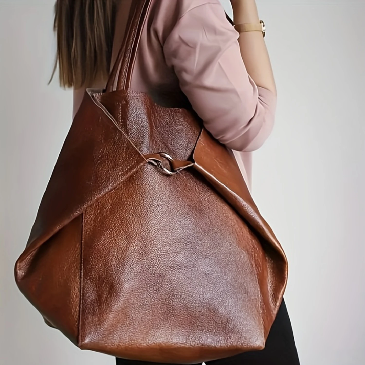 Vintage Large Capacity Shoulder Bag, Soft PU Leather Tote Bag For Women, Large Capacity Handbag, Shopping Bag
Vintage Large Capacity Shoulder Bag, Soft PU Leather Tote Bag For Women, Large Capacity Handbag, Shopping Bag