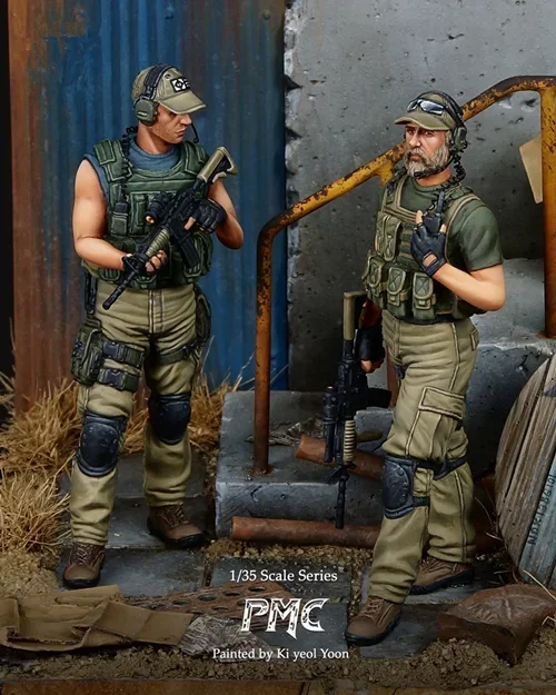 1/35 Scale Resin Figure Model Kit Modern Mercenary 2 Figures Hobby Miniature Statue Unassambled and Unpainted 579-1
1/35 Scale Resin Figure Model Kit Modern Mercenary 2 Figures Hobby Miniature Statue Unassambled and Unpainted 579-1