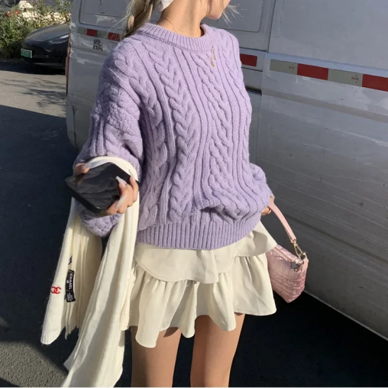 Purple twist pullover knitted sweater 2025 autumn and winter new thickened loose lazy wind coarse needle sweater women
Purple twist pullover knitted sweater 2025 autumn and winter new thickened loose lazy wind coarse needle sweater women