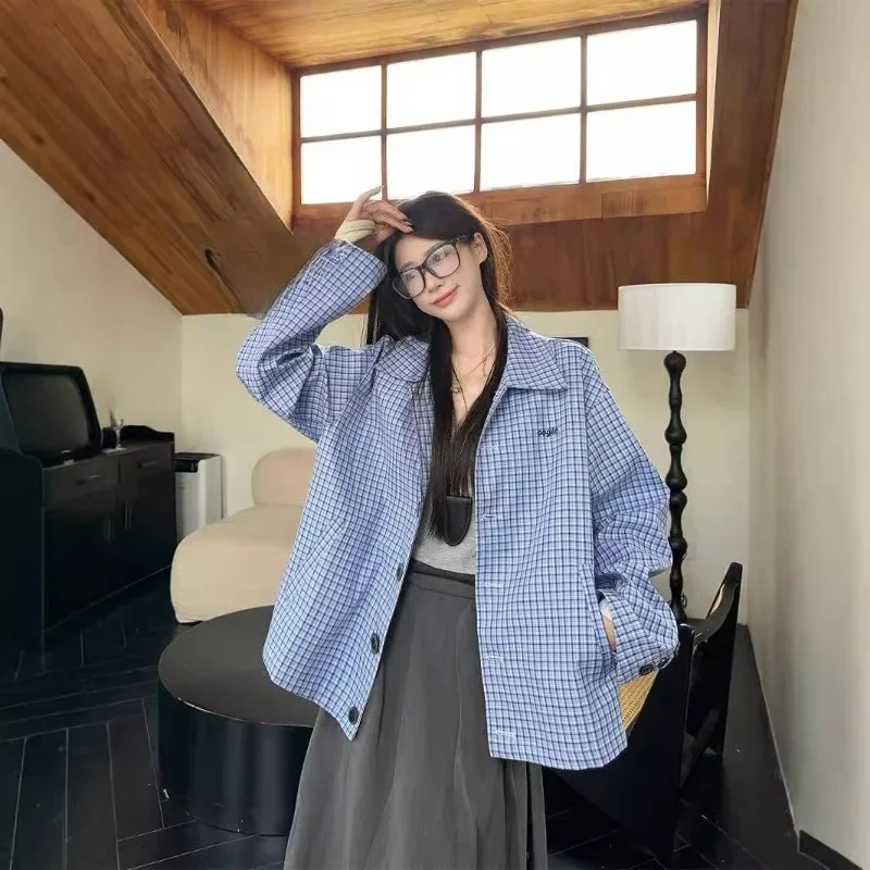 Real Shot Retro Hong Kong Style Plaid Lapel Embroidered Medium Long Shirt Women's Spring Loose Thin Versatile Long-sleeved Top
Real Shot Retro Hong Kong Style Plaid Lapel Embroidered Medium Long Shirt Women's Spring Loose Thin Versatile Long-sleeved Top