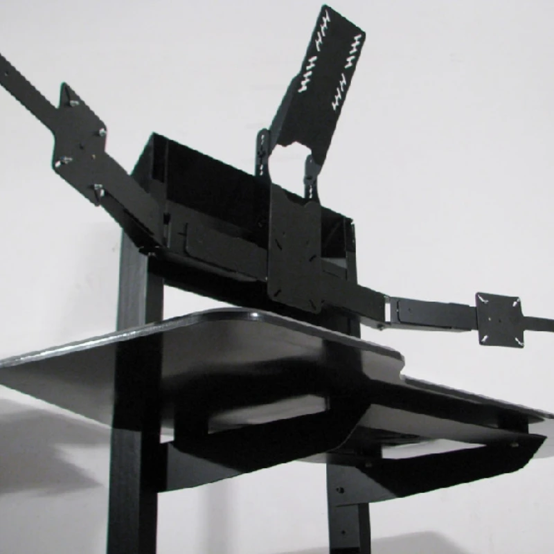 Giant acrylic tray instrument panel with peripheral desk replacement.
Giant acrylic tray instrument panel with peripheral desk replacement.