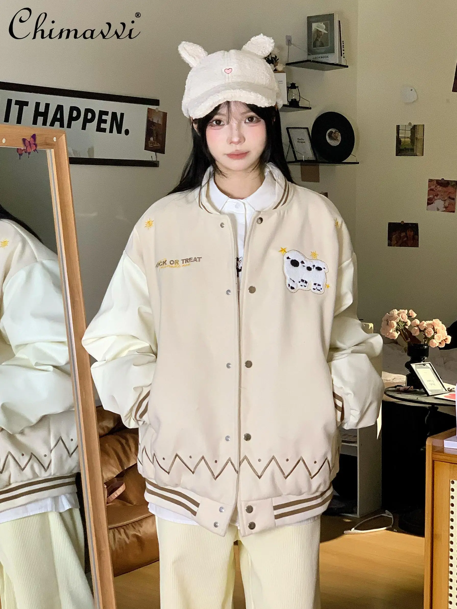 Original Retro Lamb Embroidered Baseball Jersey Winter New Fashion Loose Design Long Sleeve Loose Kawaii Student Jacket Coat
Original Retro Lamb Embroidered Baseball Jersey Winter New Fashion Loose Design Long Sleeve Loose Kawaii Student Jacket Coat