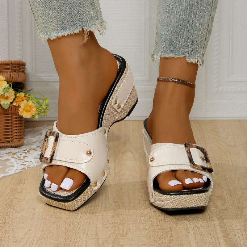 Women Wedge Sandals British Style Rome Shoes Metal Buckle Casual Platform Sandals Women Comfy Soft High Heels Shoes for Women
Women Wedge Sandals British Style Rome Shoes Metal Buckle Casual Platform Sandals Women Comfy Soft High Heels Shoes for Women