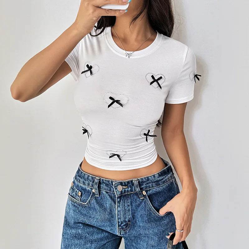 Summer 2025 Rhinestones Love Three-dimensional Bow Round Neck Slim Spice Wind T-shirt Women
Summer 2025 Rhinestones Love Three-dimensional Bow Round Neck Slim Spice Wind T-shirt Women