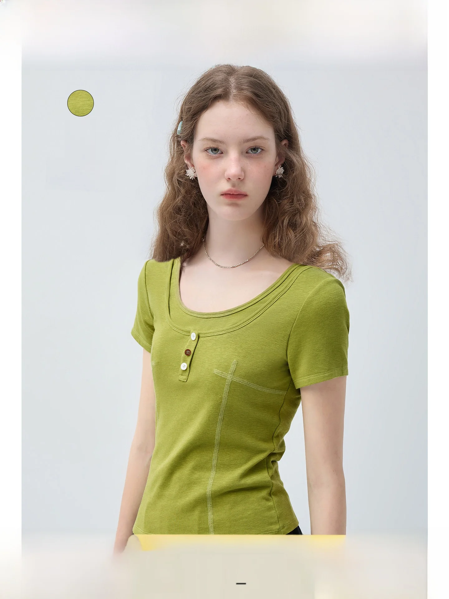 Slimming Effect Short Sleeve U-Neck T-Shirt for plus Size Women Regular Shoulder Korean Style Commute Fashion Summer Top
Slimming Effect Short Sleeve U-Neck T-Shirt for plus Size Women Regular Shoulder Korean Style Commute Fashion Summer Top