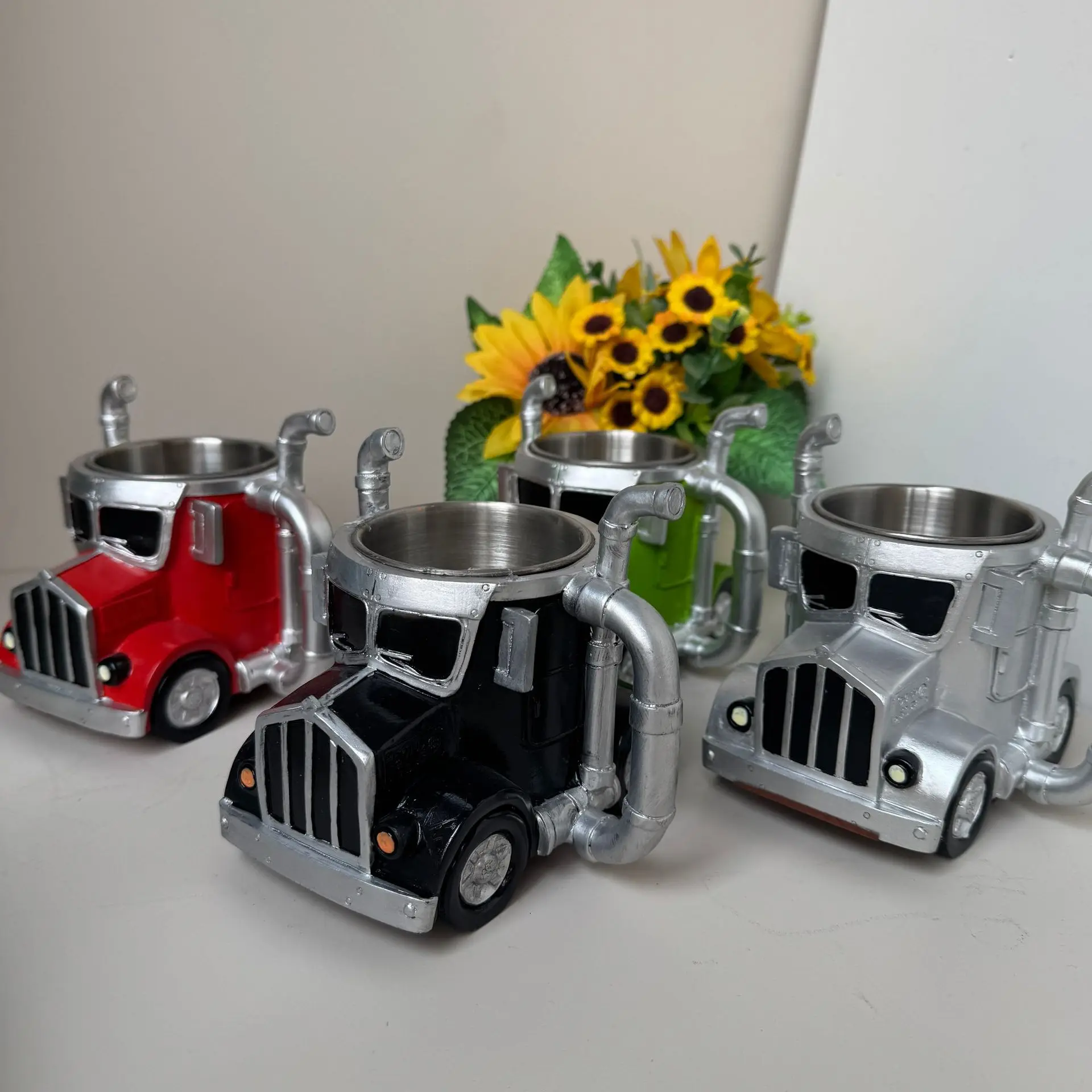 200ml Creative Truck Coffee Mug Semi-trailer Water Cup Semi-Truck Coffee Mugs Desktop Home Kitchen Coffee Cup Ornament Gifts
200ml Creative Truck Coffee Mug Semi-trailer Water Cup Semi-Truck Coffee Mugs Desktop Home Kitchen Coffee Cup Ornament Gifts
