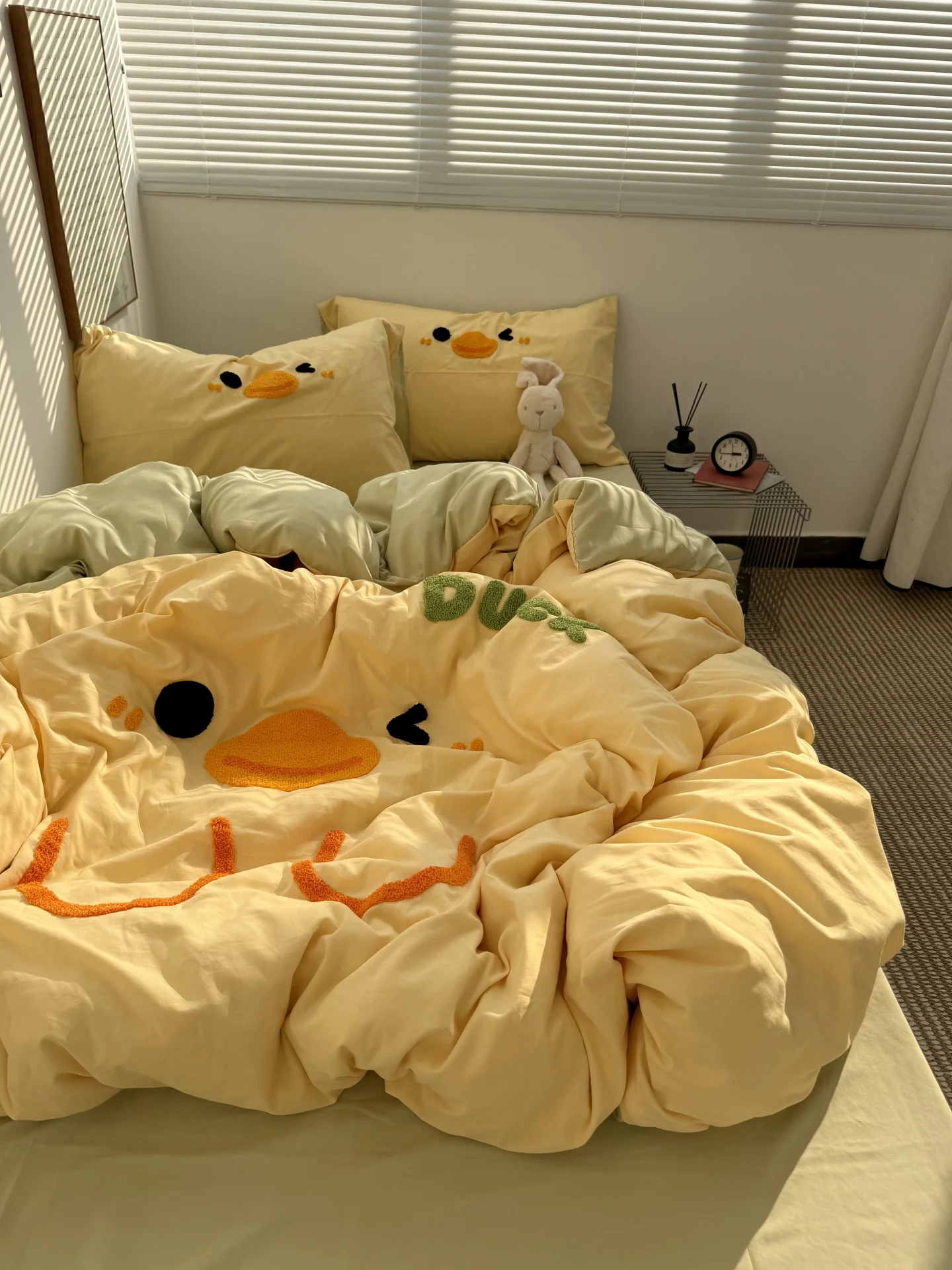 Cute Cartoon Duck Cotton Towel Washed Bedding Set Three Four Pieces Student Pure Cotton Bed Sheet Set Soft Active Print
Cute Cartoon Duck Cotton Towel Washed Bedding Set Three Four Pieces Student Pure Cotton Bed Sheet Set Soft Active Print