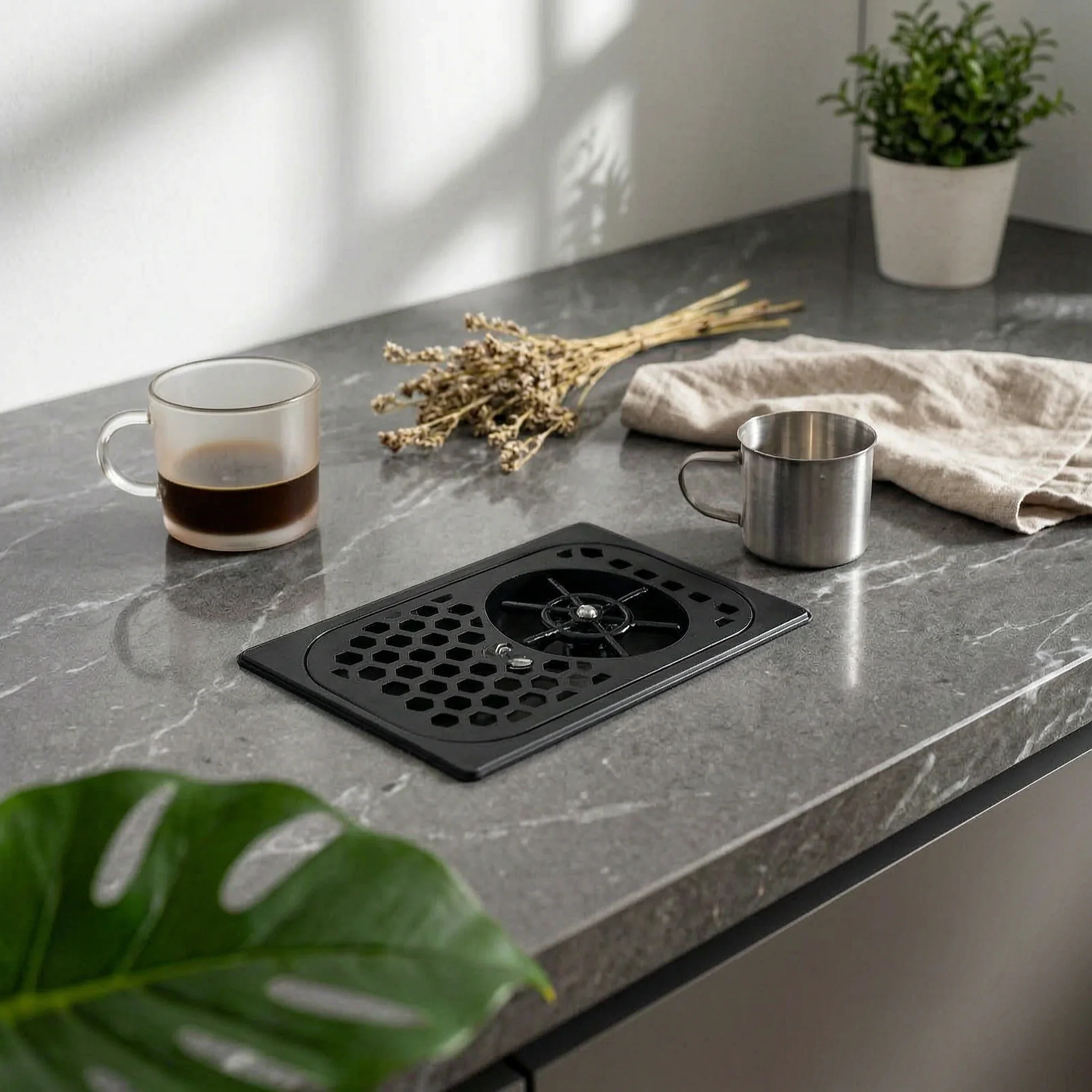Stainless Steel Cup Washer Recessed Honeycomb Drainage Countertop Fixture for Quick Rinse Meal Prep Station
Stainless Steel Cup Washer Recessed Honeycomb Drainage Countertop Fixture for Quick Rinse Meal Prep Station