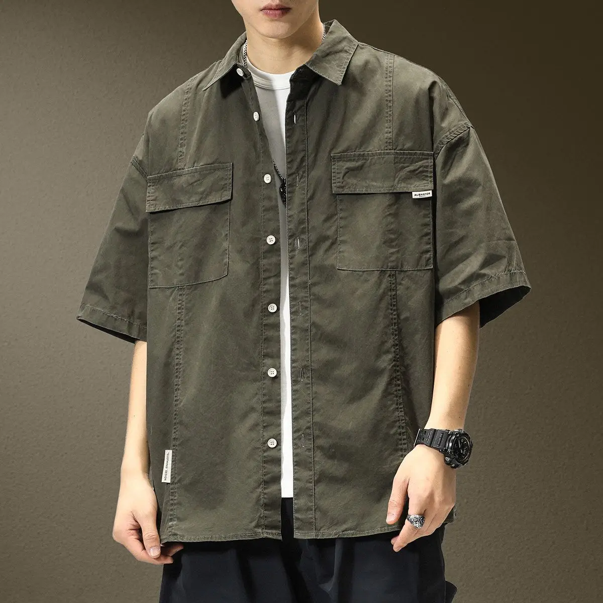Summer Casual American Design Men's Loose Fit Short Sleeve Shirt Trendy Handsome Half Sleeve Casual Shirt Jacket Polyester Fiber
Summer Casual American Design Men's Loose Fit Short Sleeve Shirt Trendy Handsome Half Sleeve Casual Shirt Jacket Polyester Fiber