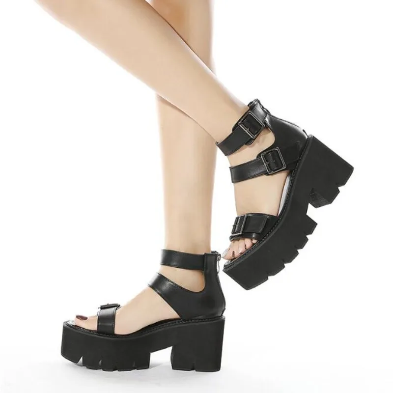 Summer New Platform Women's Shoes European and American Trendy Street Punk Roman High Heel Sandals Big Size 43 Women's Shoes
Summer New Platform Women's Shoes European and American Trendy Street Punk Roman High Heel Sandals Big Size 43 Women's Shoes