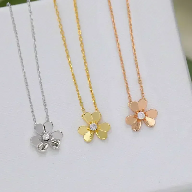2025 New 925silver high-quality lucky three-flower necklace for women,exquisite and luxurious high-end jewelry,simple party gift
2025 New 925silver high-quality lucky three-flower necklace for women,exquisite and luxurious high-end jewelry,simple party gift