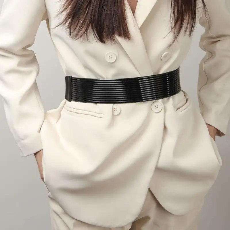 Fashionable Gold Corset Waist Belt for Women Silver Elastic Bright Long Belt Adjustable Accessory for Party Dress Outfits
Fashionable Gold Corset Waist Belt for Women Silver Elastic Bright Long Belt Adjustable Accessory for Party Dress Outfits