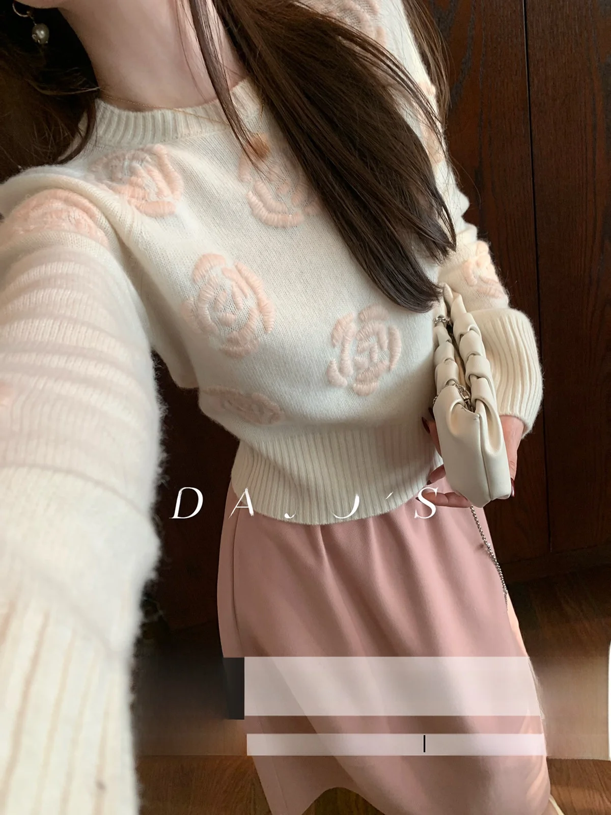 DAJOS Red Label Tea Flower Dreng: Изысканный свитер из новозеландской кашемировой шерсти с вышивкой, класса люкс
DAJOS Red Label Tea Flower Dreng: Изысканный свитер из новозеландской кашемировой шерсти с вышивкой, класса люкс