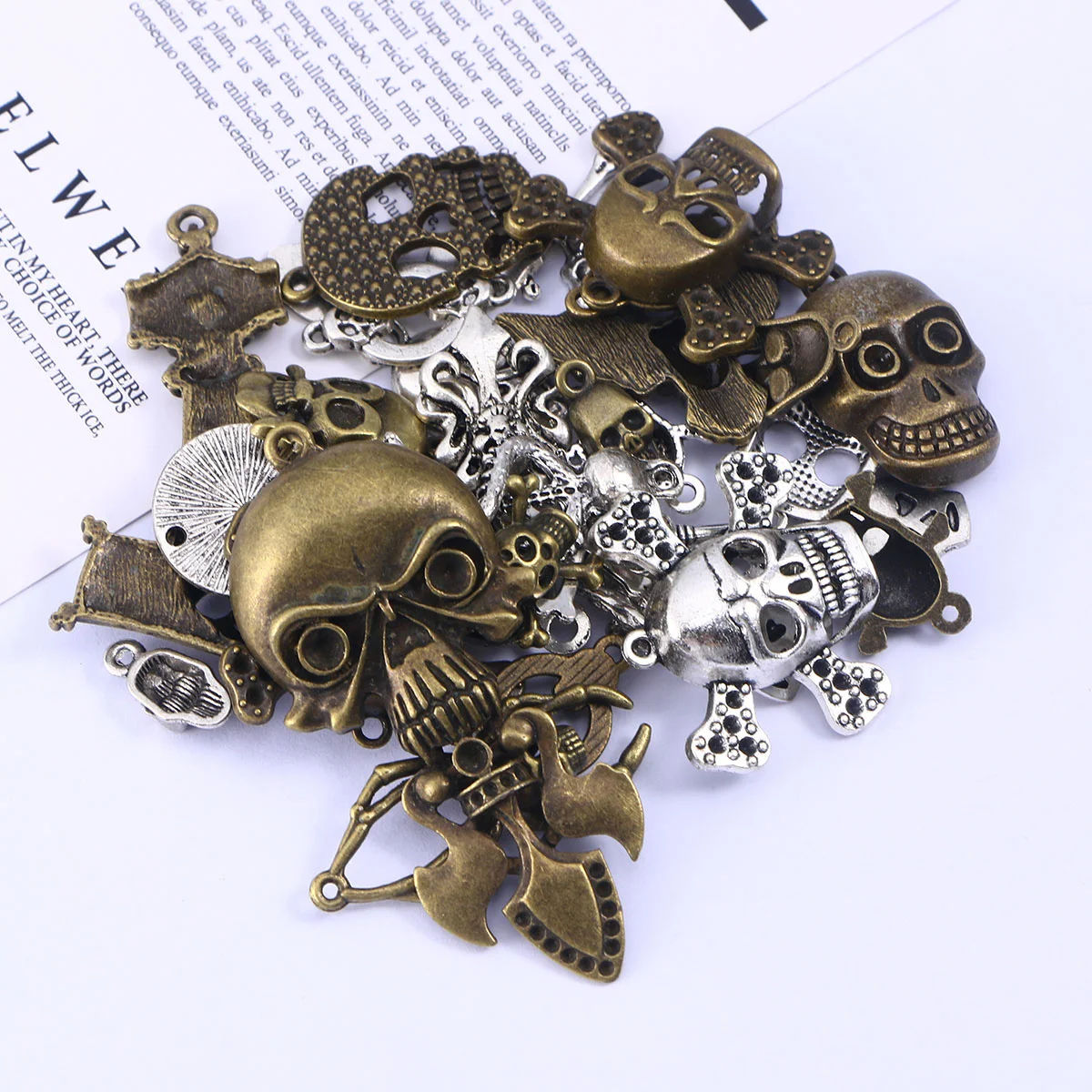 100 G Personalized Charm Pendant Jewelry Making Pendants Love for DIY Projects Mixed Pack Skull Charms
100 G Personalized Charm Pendant Jewelry Making Pendants Love for DIY Projects Mixed Pack Skull Charms