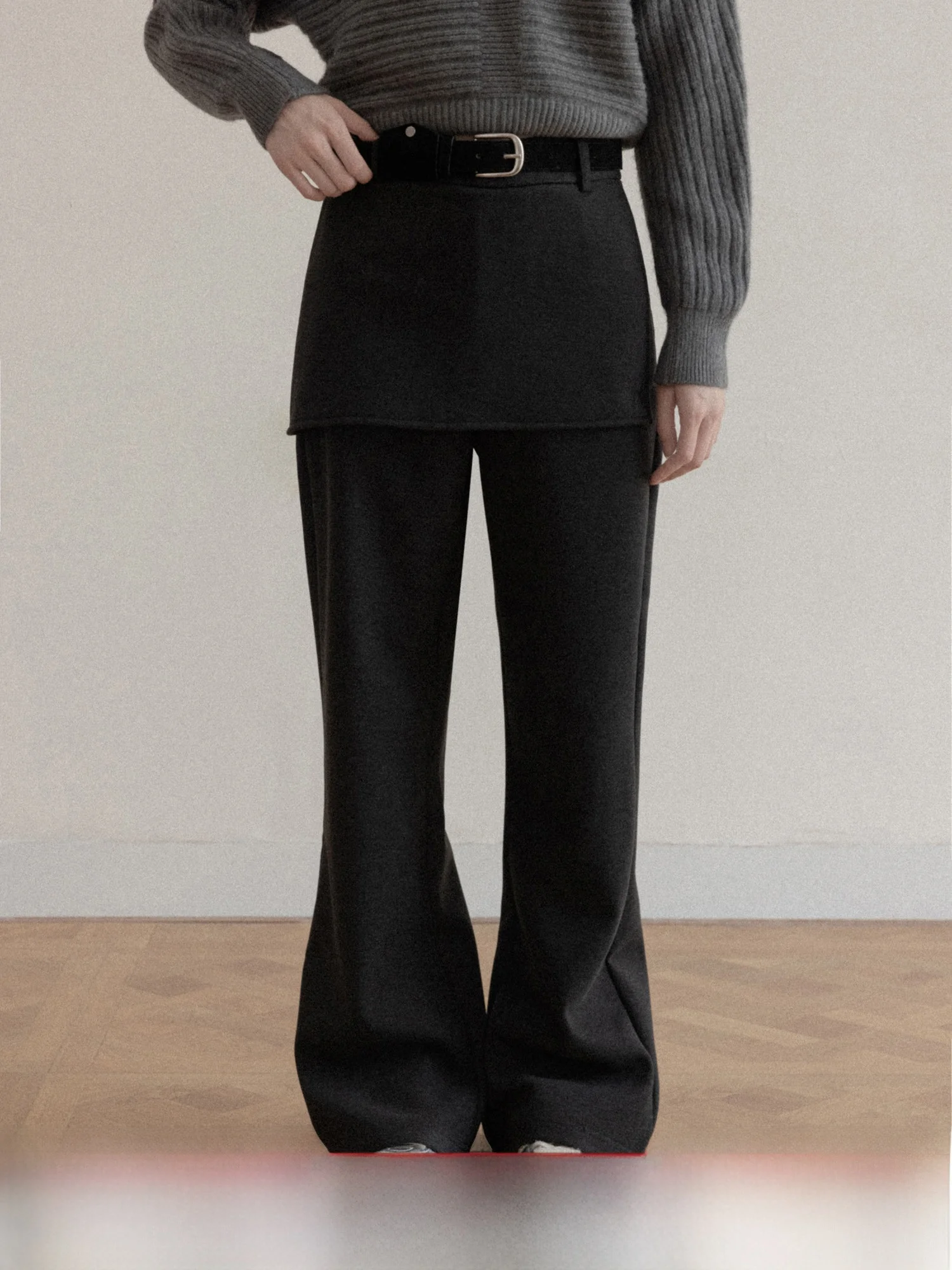 Американские ретро-брюки с широкими штанинами для женщин, повседневные, на флисовой подкладке, с высокой талией, прямые, на молнии, для ежедневной носки
Американские ретро-брюки с широкими штанинами для женщин, повседневные, на флисовой подкладке, с высокой талией, прямые, на молнии, для ежедневной носки