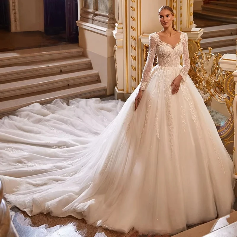 Elegant Square Neck Long Sleeve Wedding Dress Classic A-Line Tulle Floor Length Ball Gown Wedding Dress for Wedding Parties
Elegant Square Neck Long Sleeve Wedding Dress Classic A-Line Tulle Floor Length Ball Gown Wedding Dress for Wedding Parties
