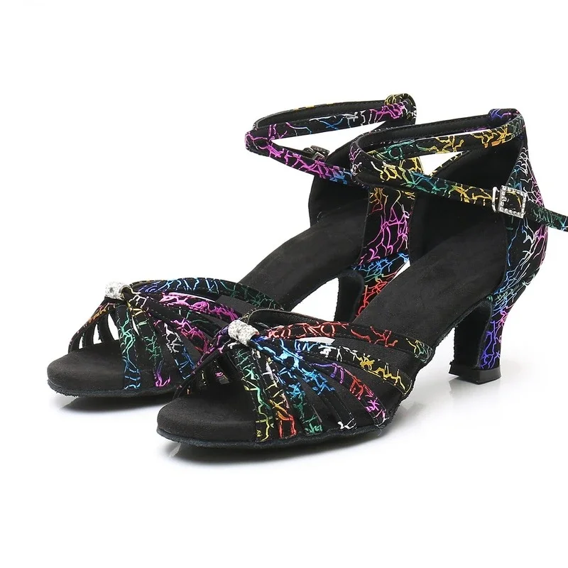 Latin Dance Shoes For Women Elegant Ballrooom Tango Dancing Shoes Salsa Sandals Practise Shoes 5CM/7CM Heels
Latin Dance Shoes For Women Elegant Ballrooom Tango Dancing Shoes Salsa Sandals Practise Shoes 5CM/7CM Heels