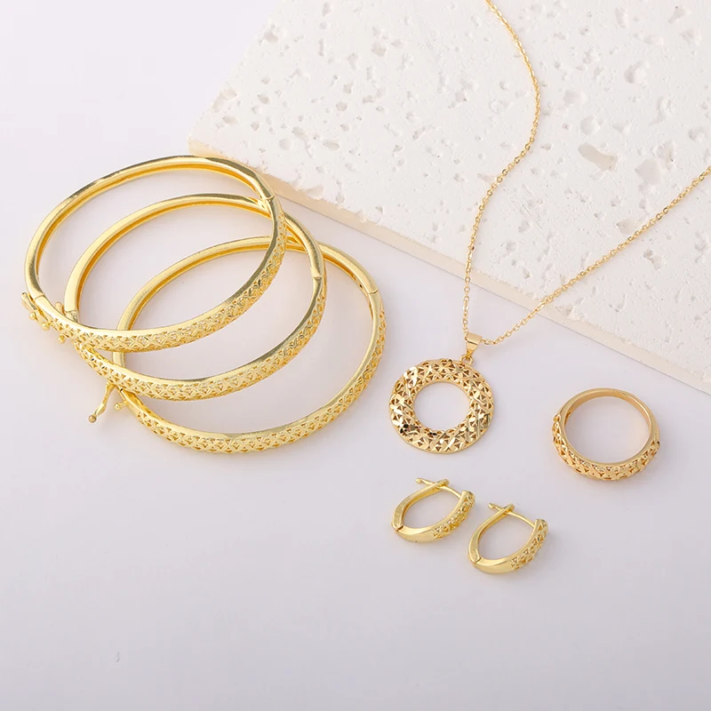 LUIZADAFashionable and Exquisite Women's Jewelry Set Wedding Jewelry Accessories Gift
LUIZADAFashionable and Exquisite Women's Jewelry Set Wedding Jewelry Accessories Gift