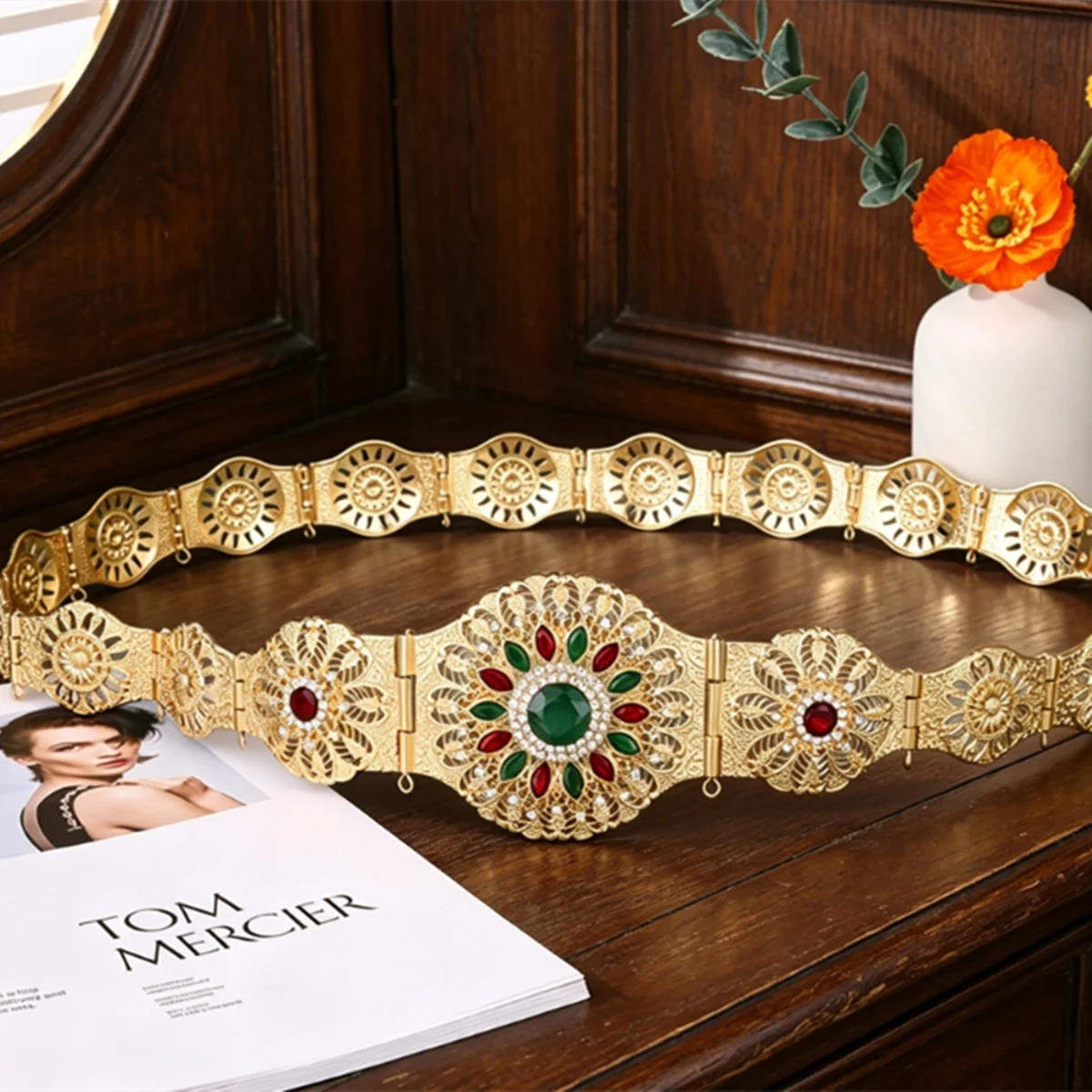Luxury Baroque Metal Belt Embedded Gemstone for Bride Turkish Moroccan Style Royal Waist Chain Jewelry Accessory
Luxury Baroque Metal Belt Embedded Gemstone for Bride Turkish Moroccan Style Royal Waist Chain Jewelry Accessory