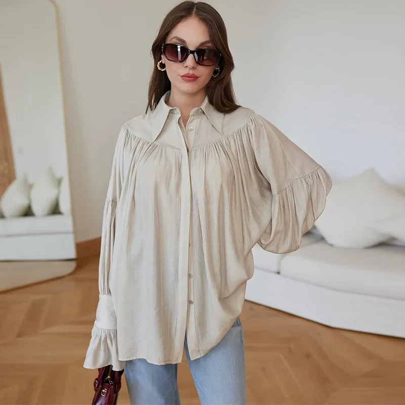 Fashion Women's Summer Shirt 2025 Loose Long Sleeve Lapel Pleated Casual Shirt Top Elegant Female Single Breasted Solid Blouses
Fashion Women's Summer Shirt 2025 Loose Long Sleeve Lapel Pleated Casual Shirt Top Elegant Female Single Breasted Solid Blouses